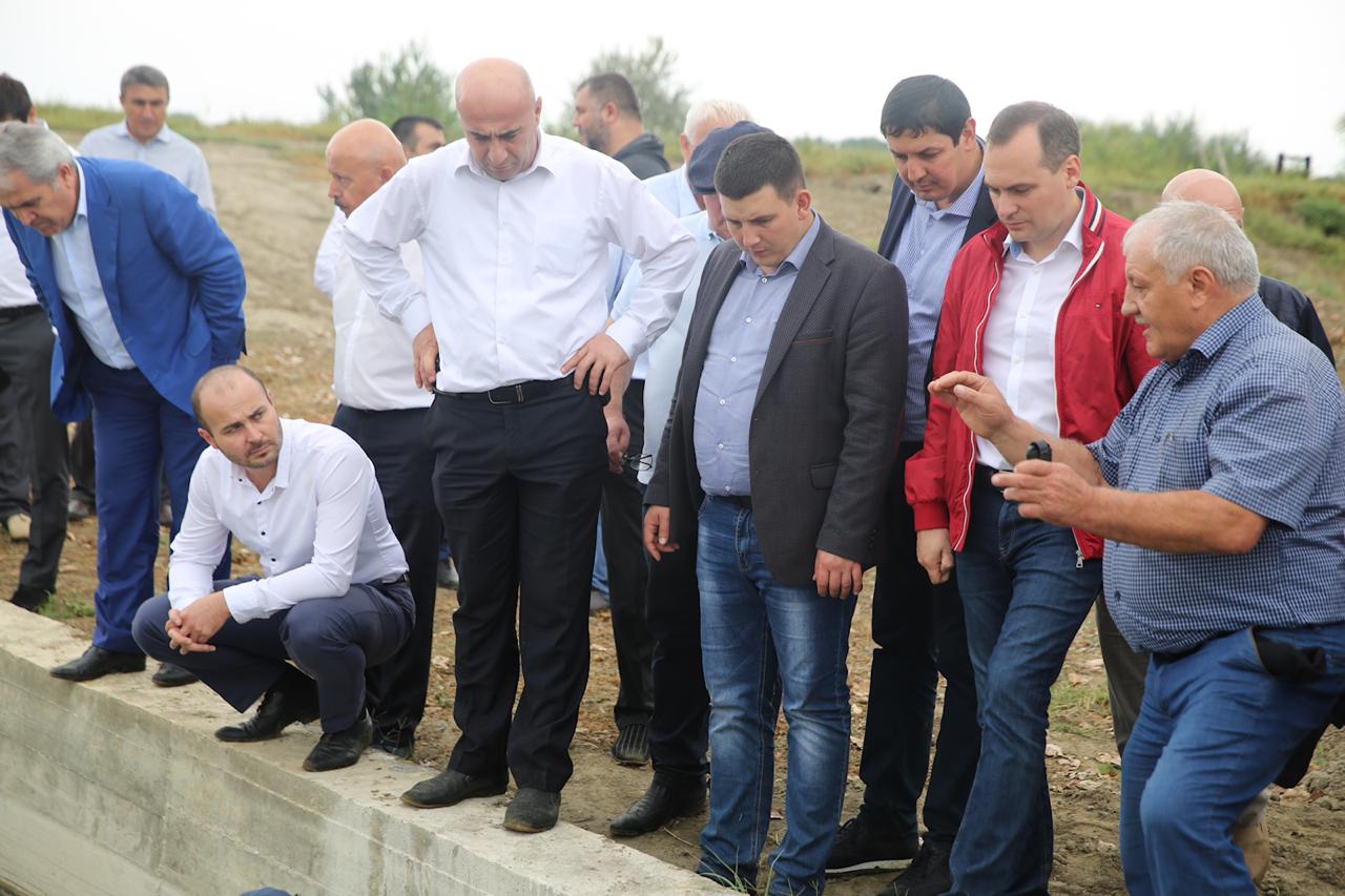 Артём Здунов ознакомился с работой Широкольского рыбокомбината